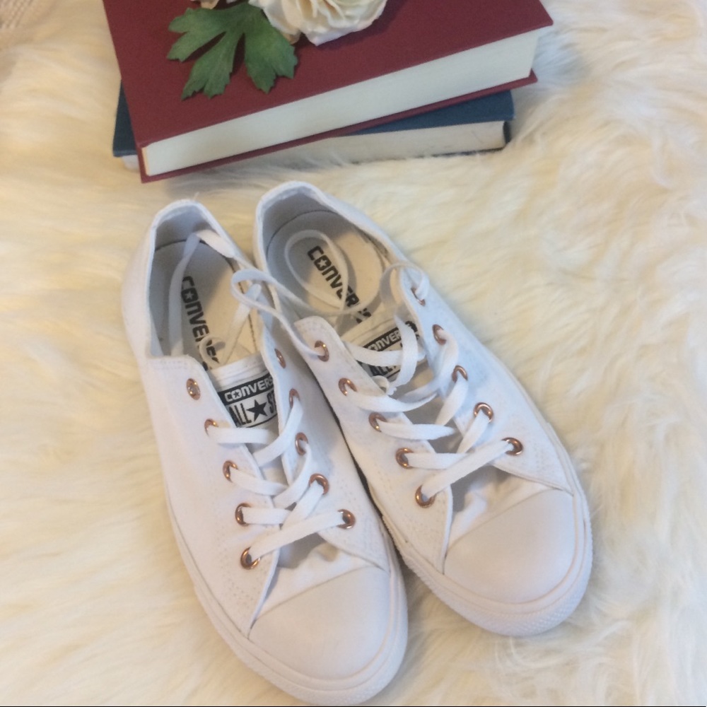 White converse with rose gold detail. Size 7